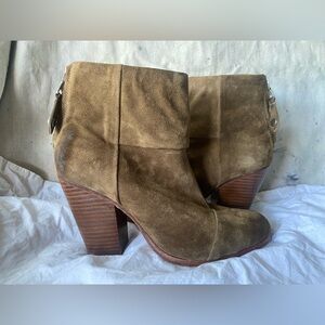 🍁 Rag & Bone Classic Newbury Mineral Green Oiled Suede Ankle Boots size 38.5 🍁